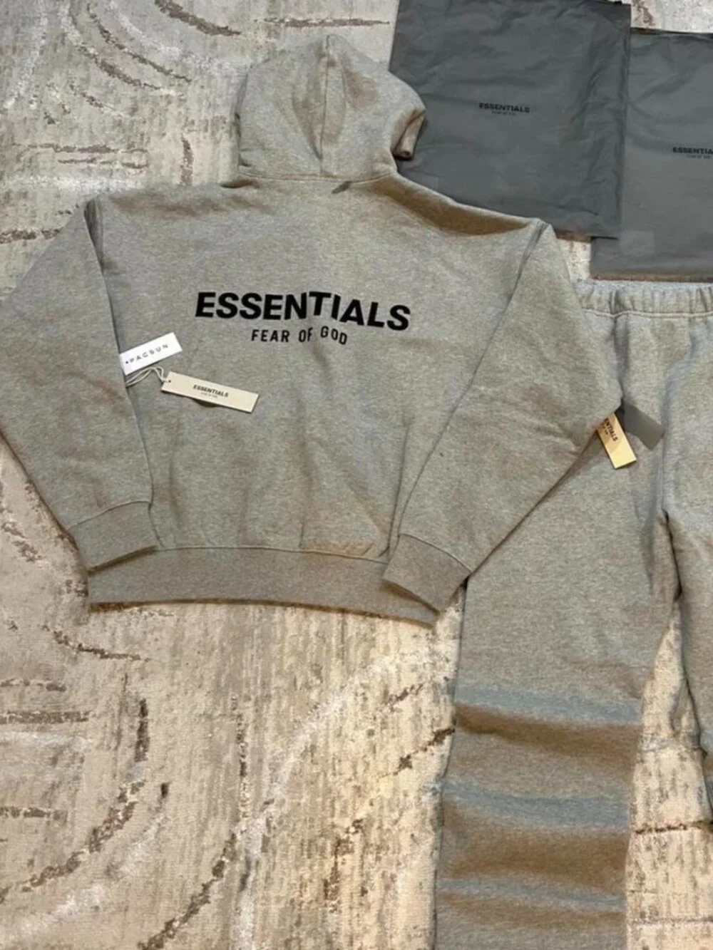 Essentials Small Dark oat Set - Picture 4 of 4